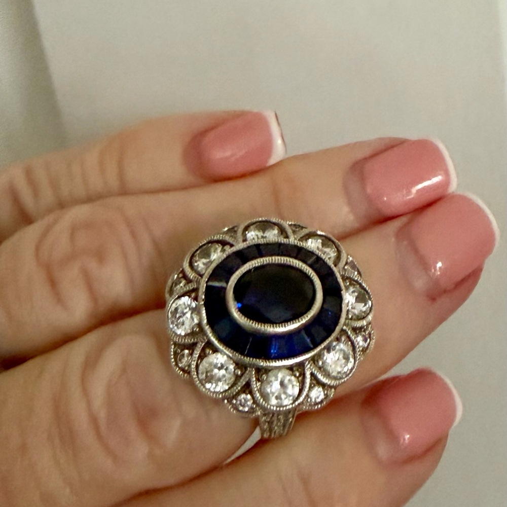 Show stopper, make a statement! - Picture 2 of 4